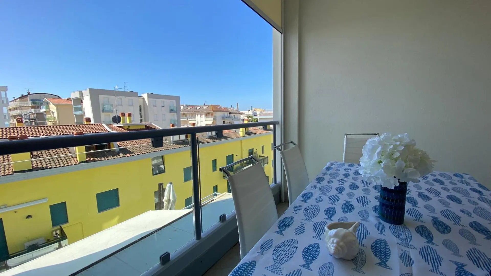 Attico Onda Blu Vista Mare - Acqua - A 150Mt Dalla Spiaggia Lido di Jesolo 0*,