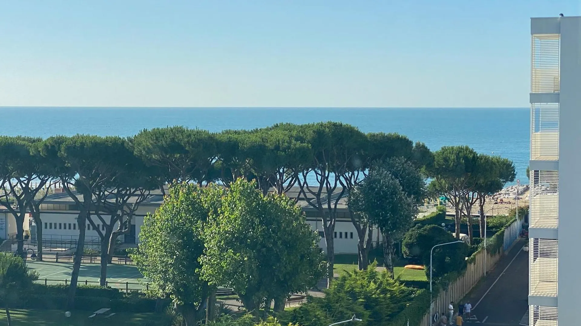 Attico Onda Blu Vista Mare - Acqua - A 150Mt Dalla Spiaggia contacts